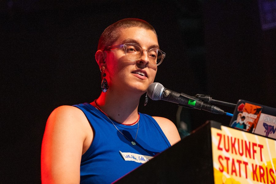 La JS Suisse dénonce le féminisme bourgeois et appelle à un féminisme révolutionnaire !