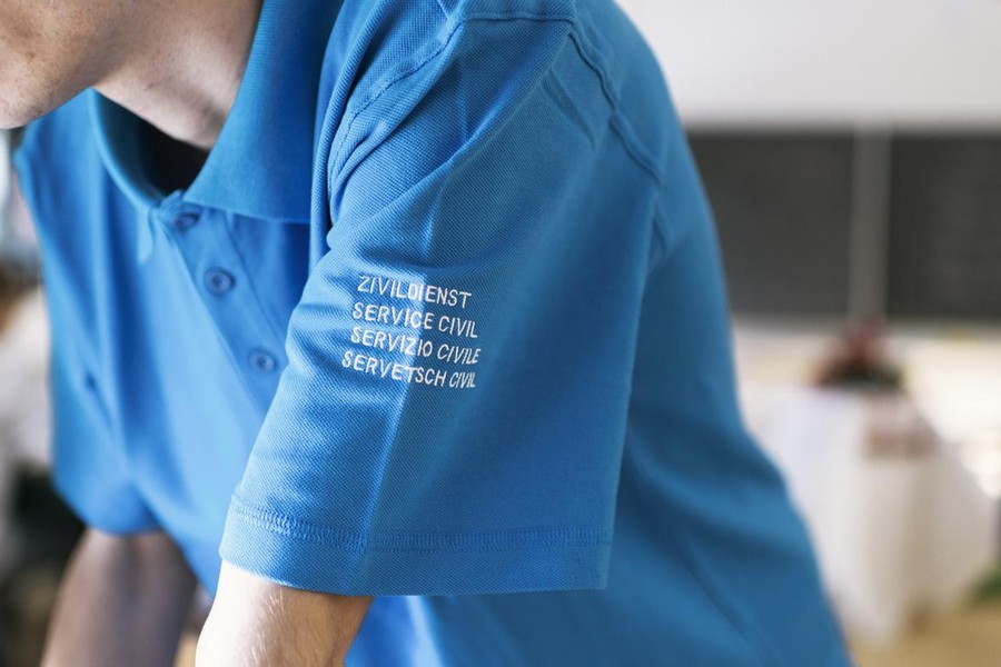 Contre la pénalisation du service civil